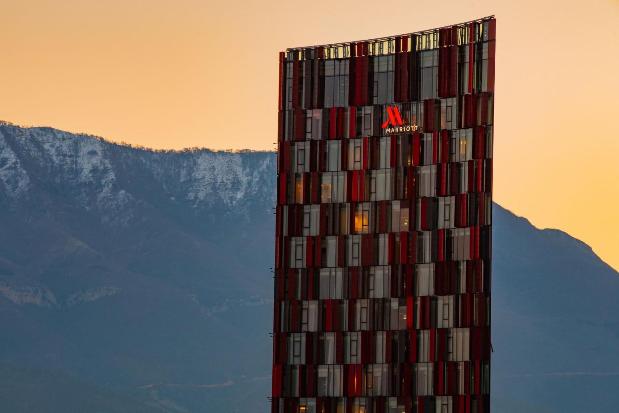 Tirana Marriott Hotel Exterior foto